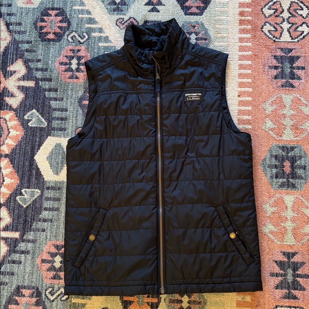 L.L. Bean black Quilted Vest - small men’s